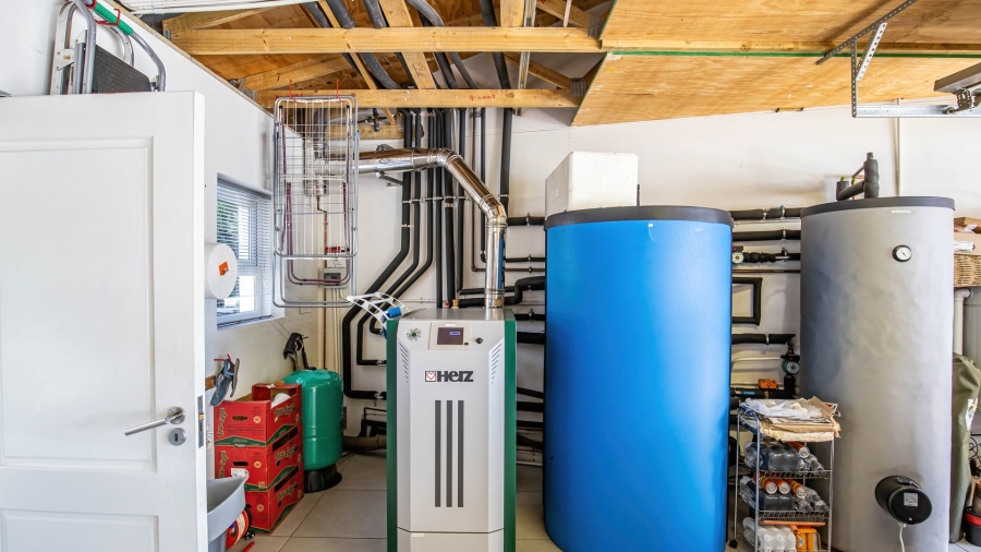 3 Bedroom Property for Sale in Lake Michelle Western Cape